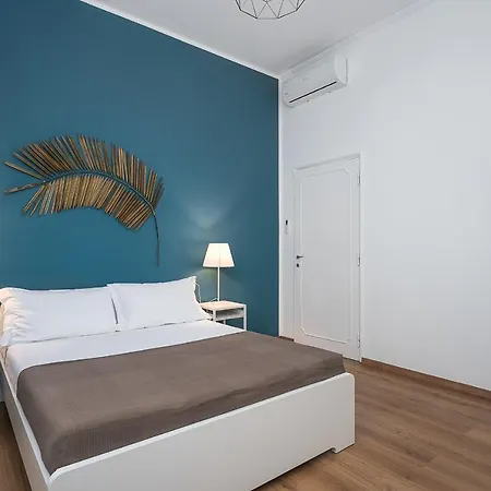 3 Design Near City Center * Milano